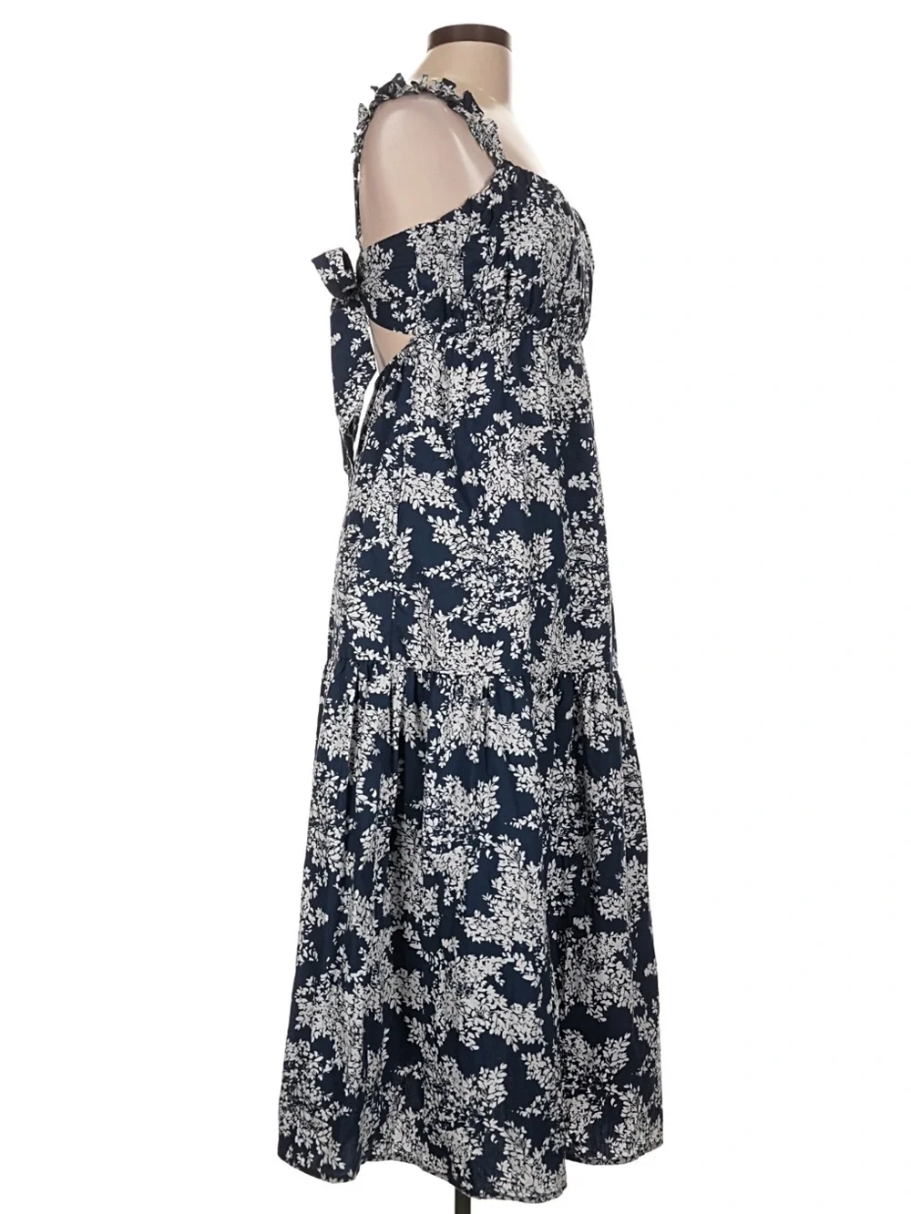 Abercrombie & Fitch | Stunning Navy & White Flowing Maxi Dress | Size: Medium